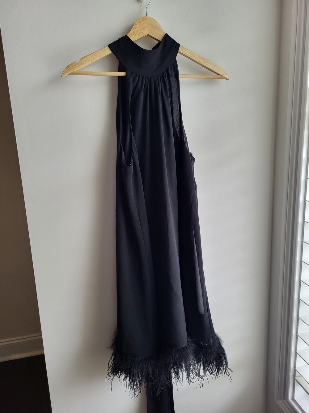Patrizia Pepe Sleeveless Black Halter Mini Dress with Feather Hem